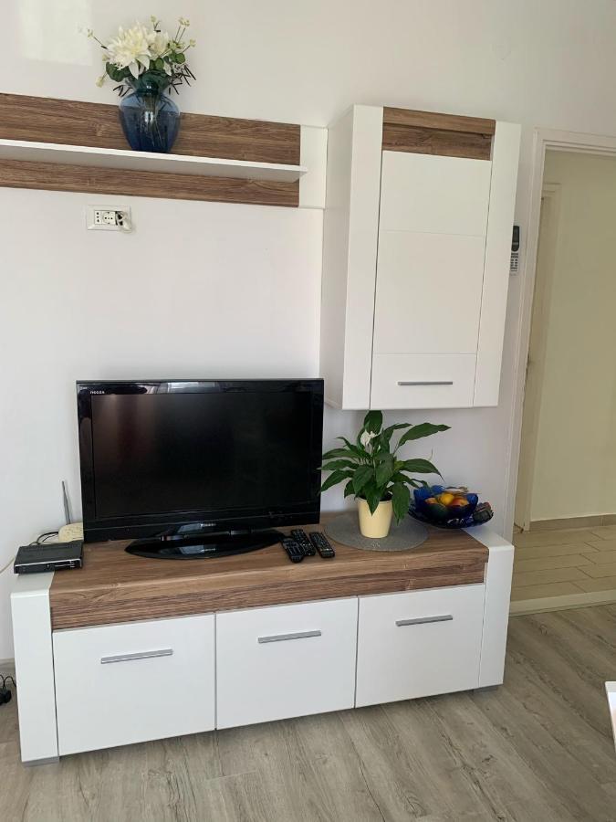 Apartments Villa Antony 2 درفينيك المظهر الخارجي الصورة