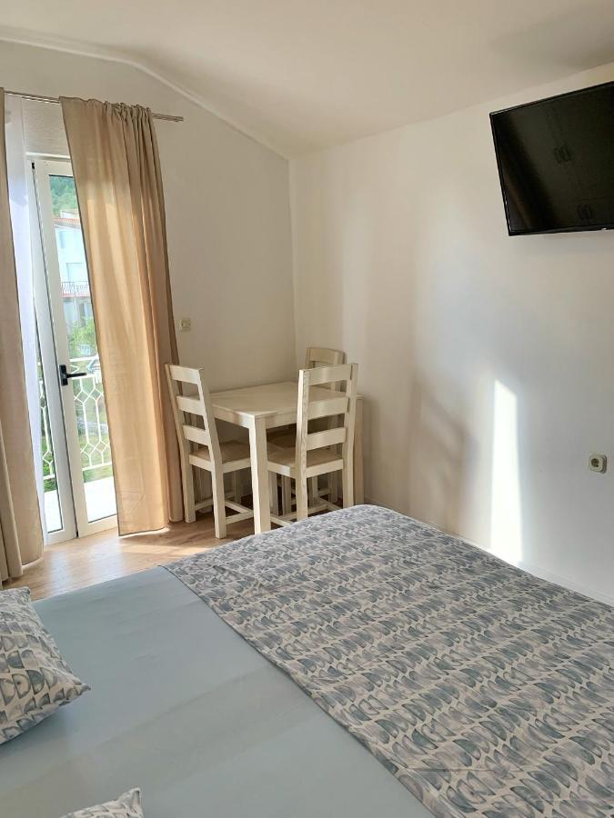 Apartments Villa Antony 2 درفينيك المظهر الخارجي الصورة