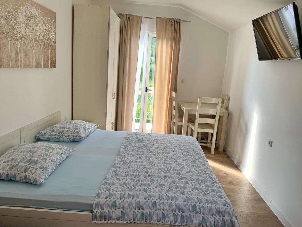 Apartments Villa Antony 2 درفينيك المظهر الخارجي الصورة